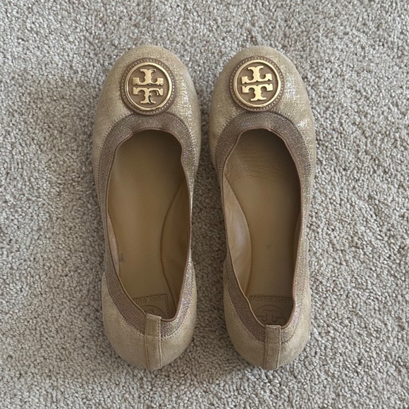 Tory Burch Metallic Gold Elastic Slip on Caroline Ballet Flats 9M - Picture 1 of 10